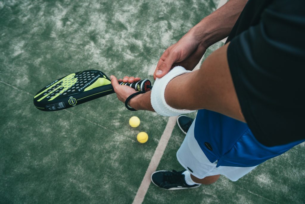 Tennis ve pickleball racquet
